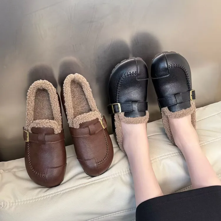 2617冬季新款加厚保暖豆豆鞋加绒毛毛鞋软底防滑复古妈妈棉鞋