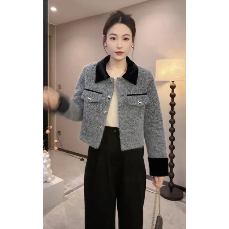【现货+运费险】小香风小女2025秋冬洋气短款显瘦气质百搭拼接上衣