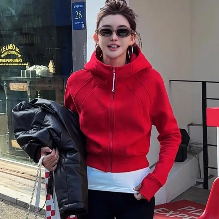 欧货纯色拉链连帽收腰短款卫衣外套女2024冬季新款显瘦加绒上衣厚