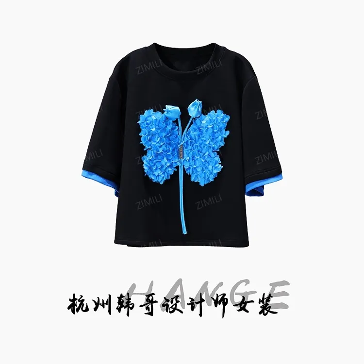 【韩哥女装】2025欧版暗夜黑撞湖蓝盘花高克重气质休闲短袖7915-C3