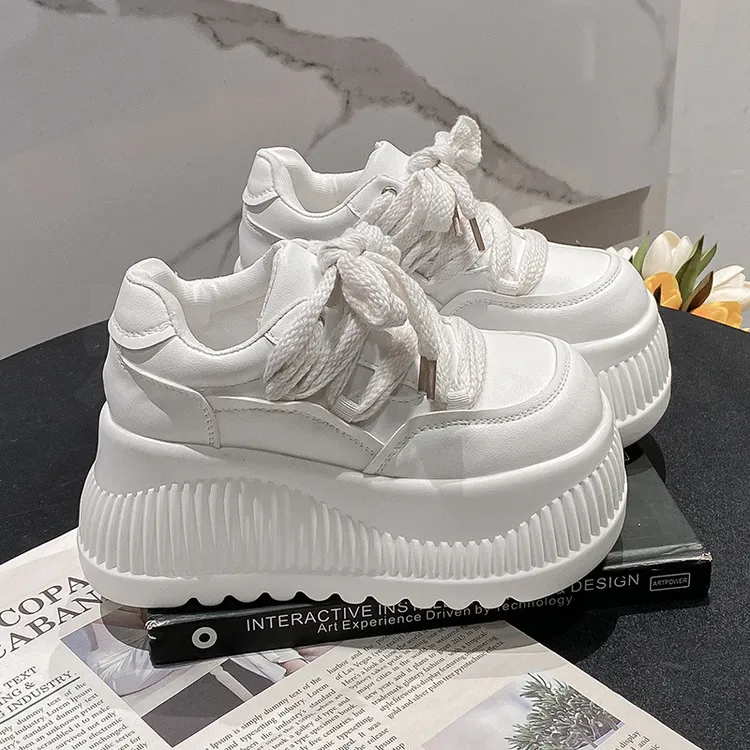 9cm厚底小皮鞋女2025秋季新款小个子松糕增高单鞋丑萌大头小白鞋