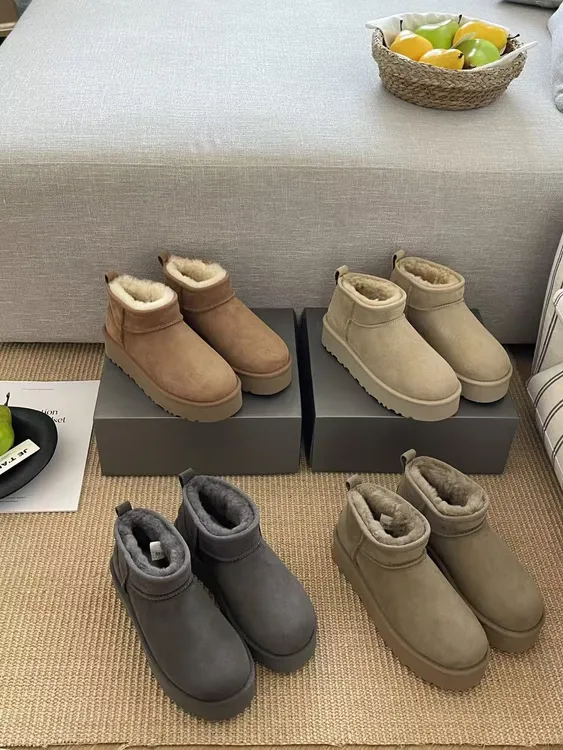 桑坡羊皮毛一体厚底周冬雨雪地靴短筒圆头羊皮羊毛内里增高保暖