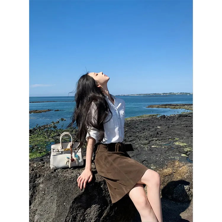 by onion【摩登时代】复古高腰麂皮绒半身裙女秋宽松显瘦中款直筒裙