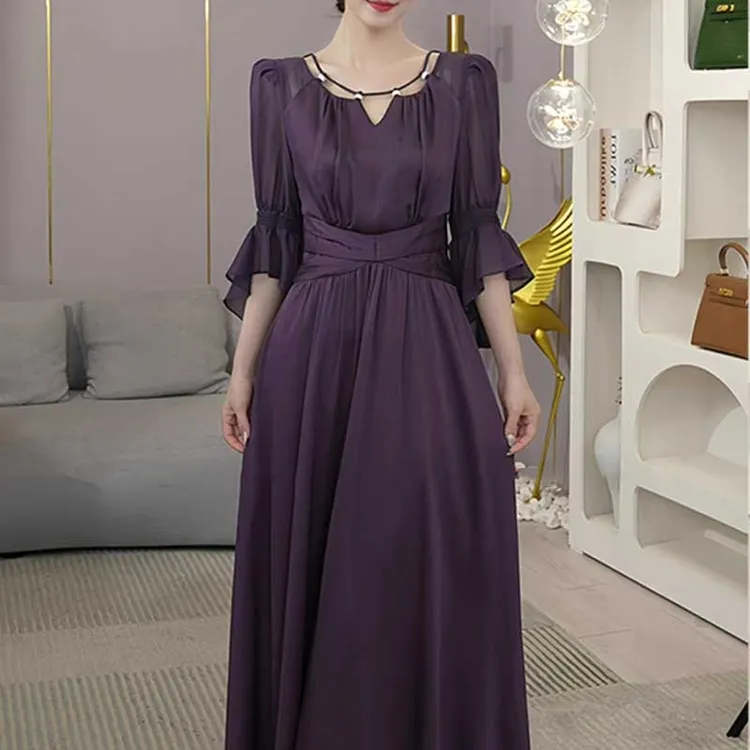 【有里布】2025新款高冷御姐风设计感梨形身材高腰紫色连衣裙D0805