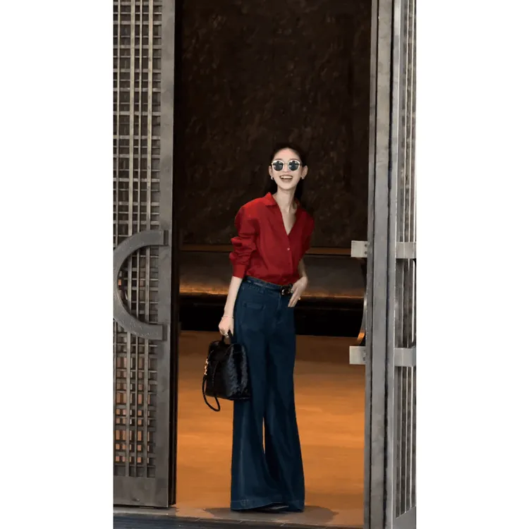 大码胖MM港风复古红色Polo领防晒长袖衬衫高腰微喇牛仔裤两件套装