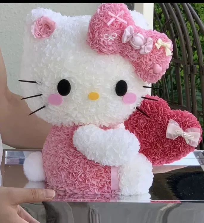 超美KT猫礼盒真花美观精致送女友表白闺蜜永生花hellokitty花束