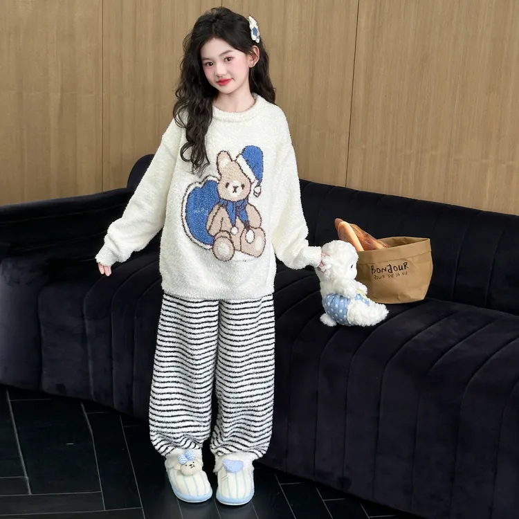 女童装韩版爱心小熊家居服甜美可爱风冬季保暖半边绒睡衣柔软亲肤