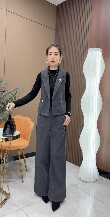 2025秋冬翻领马甲内搭长袖小衫加阔腿裤三件套装女休闲减龄显瘦款