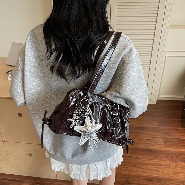 【楠楠家Studio】2025秋冬新款甜酷复古褶皱腋下包百搭高级单肩包