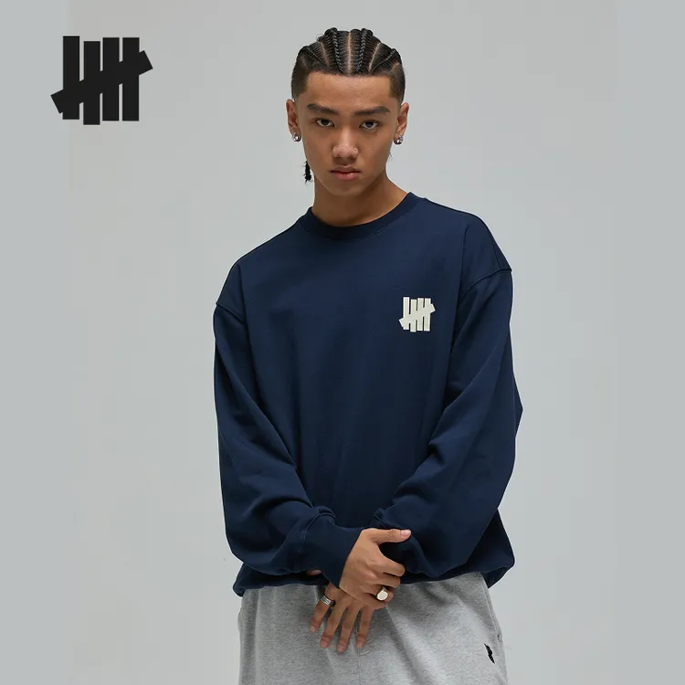 UNDEFEATED五条杠秋季新品休闲运动字母图案圆领卫衣UE53GKC01M