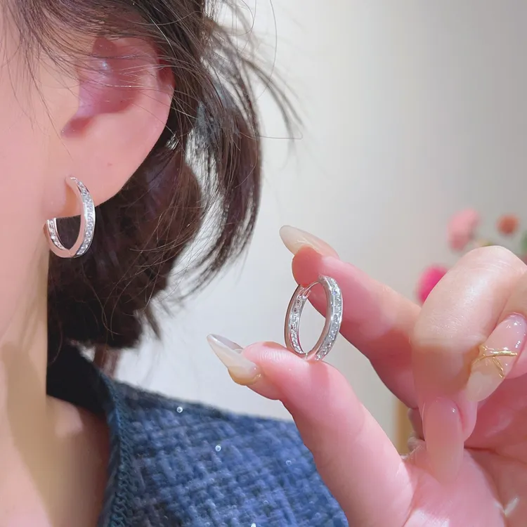 铜合金耳饰 小众轻奢设计满镶百搭时尚韩版耳扣简约冷淡风耳圈646