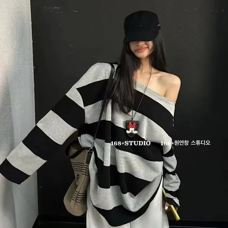 大领口一字肩条纹撞色套头卫衣女2025新款爆款宽松大码中长款上衣