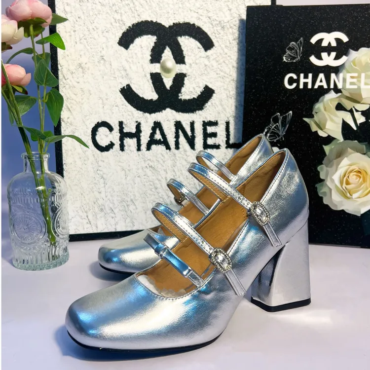 2025新款粗跟高跟玛丽珍法式百搭复古蝴蝶结银色