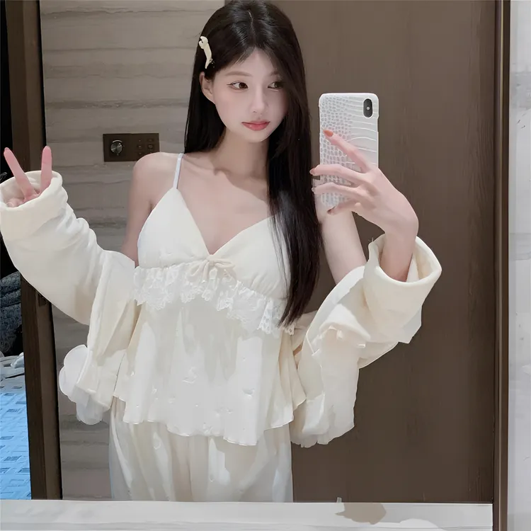 海岛绒睡衣女2025新款秋冬三件套可外穿加厚保暖蝴蝶高级感家居服