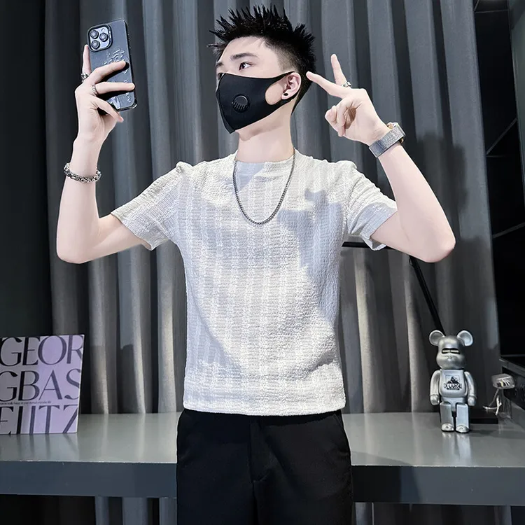 2025年夏季款男士短袖恤暗条纹修身时尚薄款半袖社会小伙休闲圆领