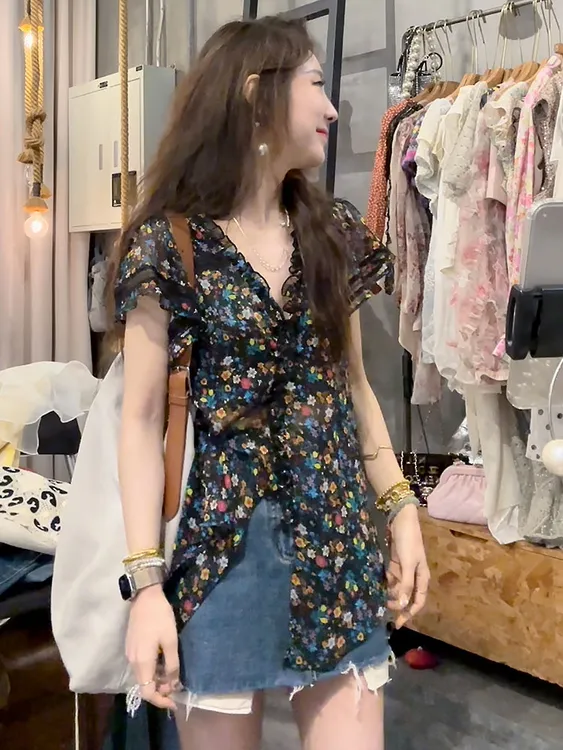 法式碎花衬衫女士2025新款轻奢高级感黑色衬衣独特漂亮气质上衣女