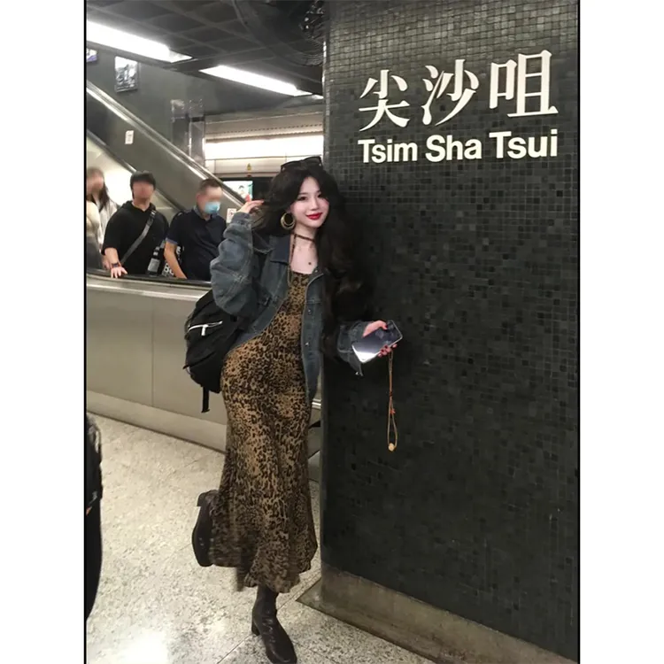 MARIE.COCO秋季新款设计感别致长袖豹纹连衣裙女牛仔外套两件套