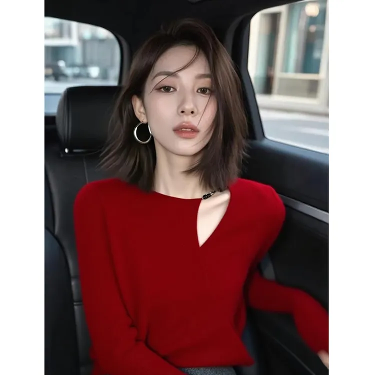 法式高级感红色针织衫女2026秋季绝美设计感小众不撞款打底衫上衣