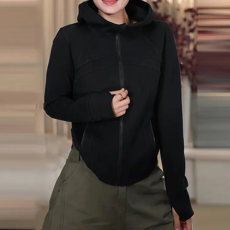 时尚休闲口袋保暖短款外套女装2025秋冬新款显瘦百搭通勤连帽卫衣