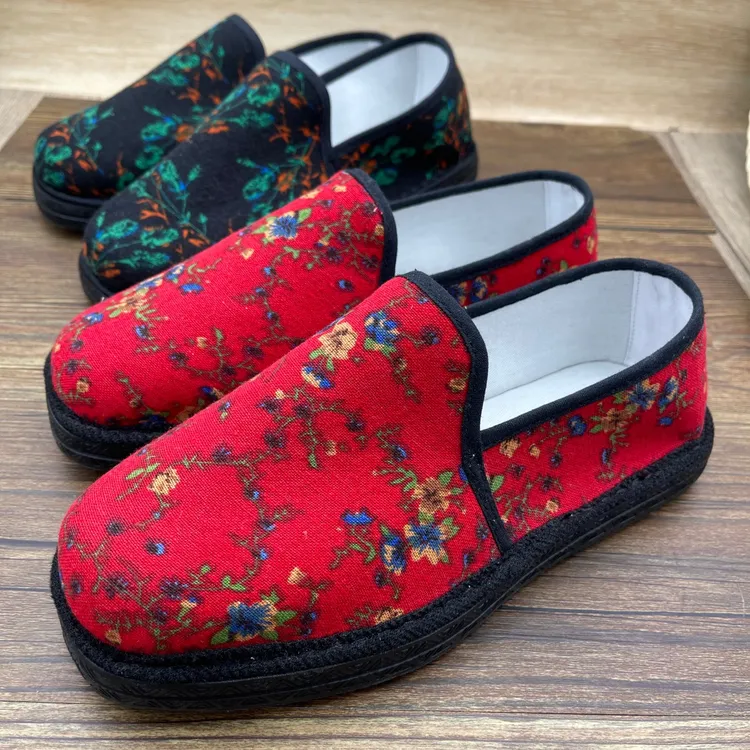 新款老北京布鞋女透气中老年懒人鞋春秋舒适不闷脚防滑软底休闲鞋