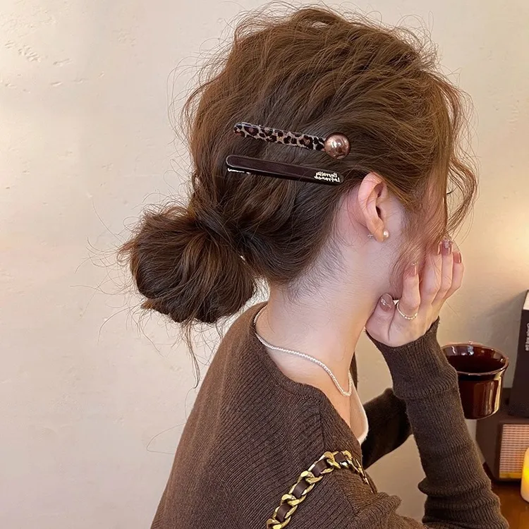 豹纹一字发夹女侧边夹碎发刘海夹2025新款前额气质头饰旅行发卡秋