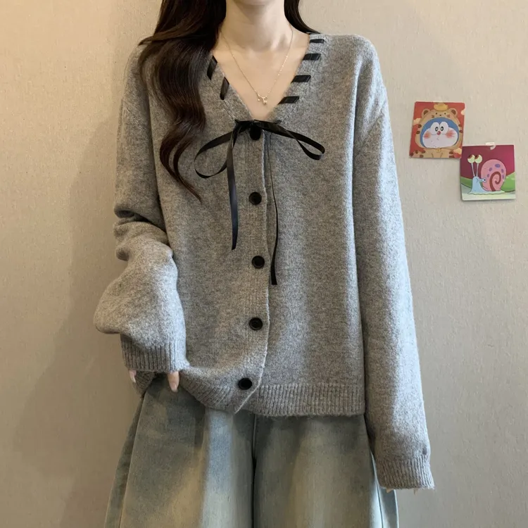 高级感系带V领长袖毛衣外套女秋冬2025新款大码胖mm宽松针织上衣