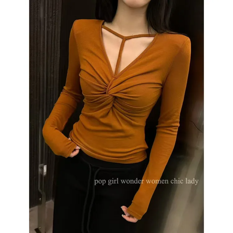 纯欲感加绒纽结V领长袖T恤女2025秋冬新款辣妹修身显瘦上衣打底衫