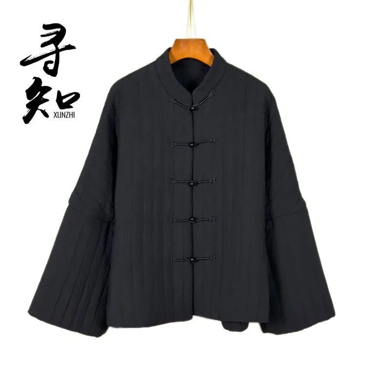 寻知·朱总原创设计XZS335N流云袖盘扣棉服