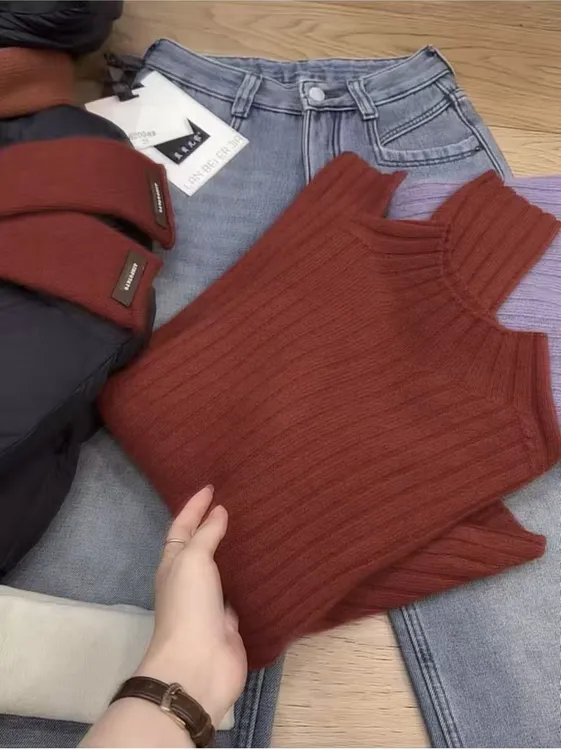 七言家ins穿搭！ #节日氛围红软糯坑条半高领毛衣071@