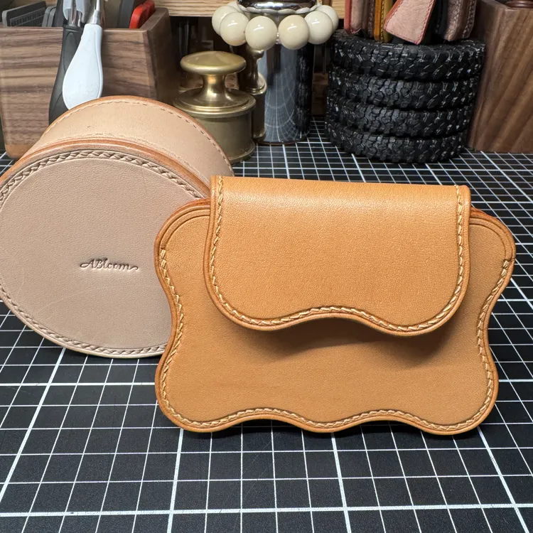 纯手工制作云朵卡包