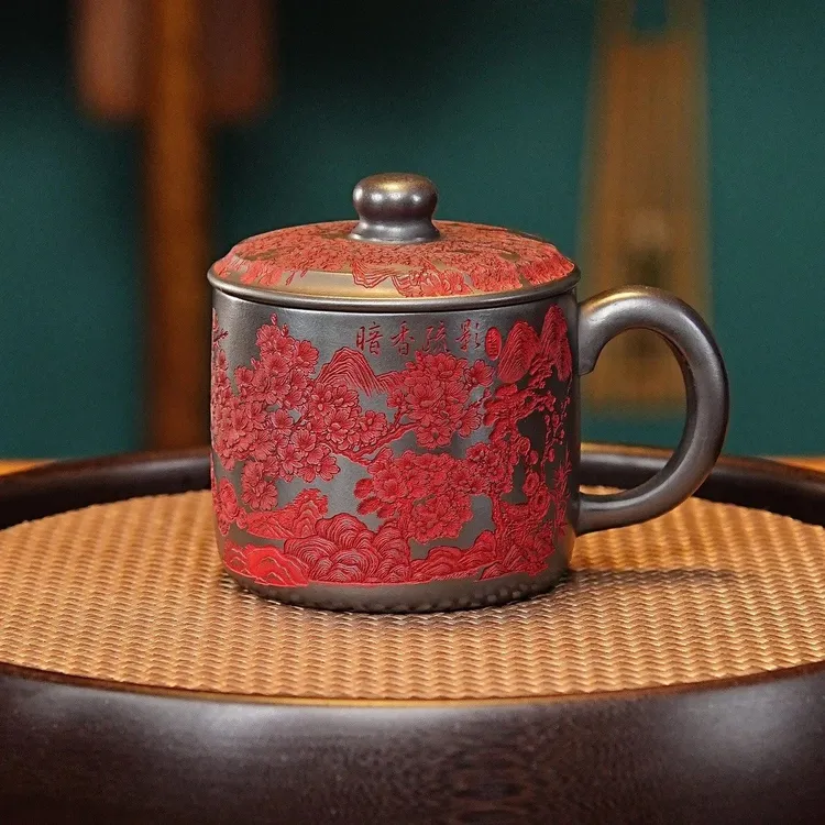 宜兴全手工紫砂茶具原矿石黄泥料刻绘暗香疏影紫盖杯品茗杯办公杯商品图