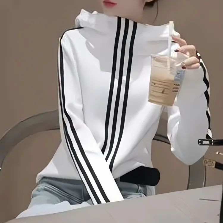 2025秋季长袖德绒条纹打底衫高领连帽洋气拼接女减龄套头显瘦上衣