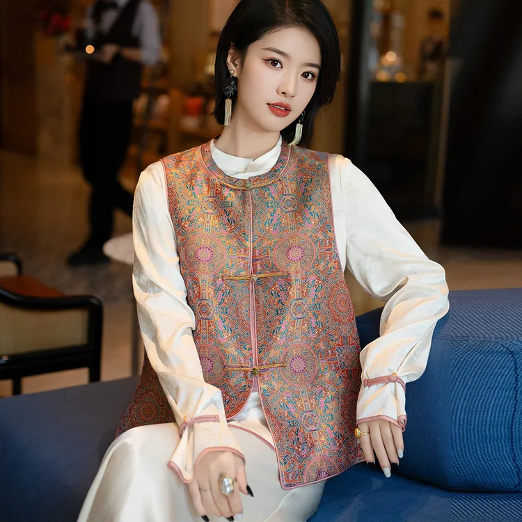 八达晕桑蚕丝宋锦国风马甲女2025爆款高级外搭新年红色新中式马夹