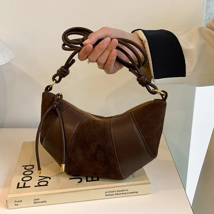 春季法式小众质感单肩包时尚新款复古饺子包设计感拼接百搭斜挎包