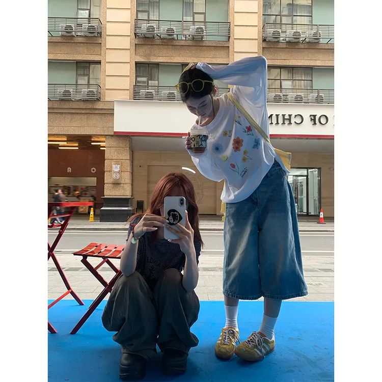 宋正恩白色花朵彩绘印花宽松防晒罩衫女夏季慵懒风宽松上衣ST1296