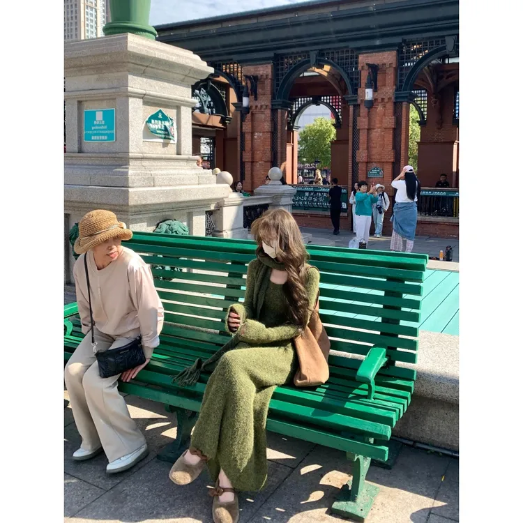 森屿苔痕 秋冬新款双色围巾毛衣裙女针织连衣裙内搭a字裙