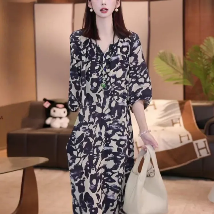 时尚法式五分袖印花连衣裙女2025夏季新款宽松显瘦中长款休闲裙子
