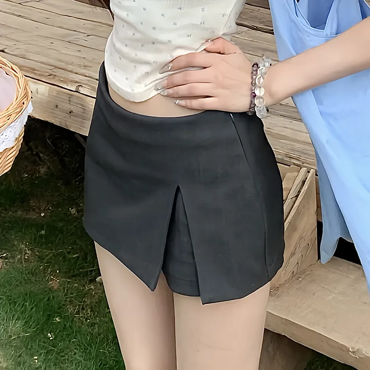 七颗虾滑【泥融飞燕】早春2025新款显高显瘦半身裙251V0423