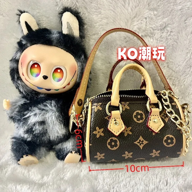 迷你钥匙包斜挎耳机包口红包车挂包挂件可爱女生包创意玩偶包挂件