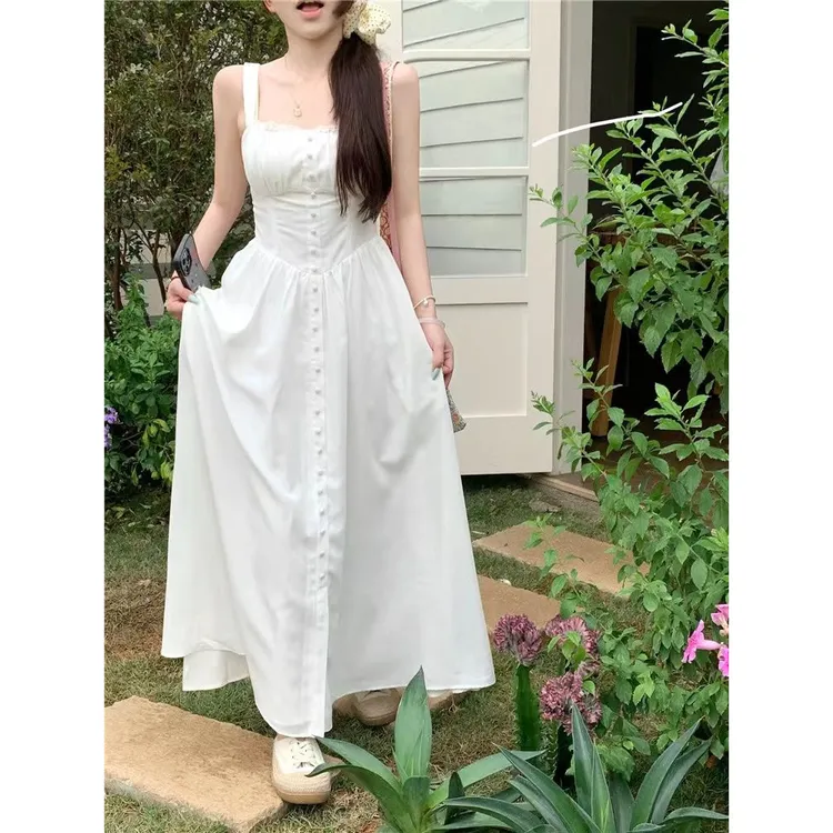 法式蕾丝拼接吊带裙白色连衣裙女夏季收腰显瘦大摆裙长裙
