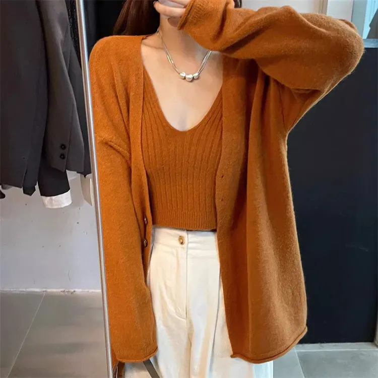 “盐系女孩”韩系软糯慵懒风针织衫外套女新款时尚毛衣背心两件套
