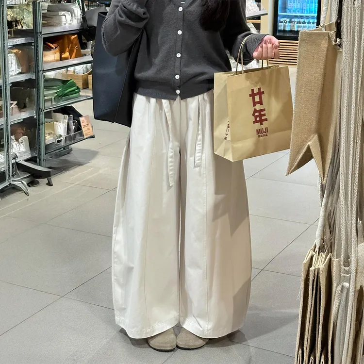 米白色弯刀阔腿裤女秋季新款胖妹妹mm梨形身材高腰宽松显瘦休闲裤