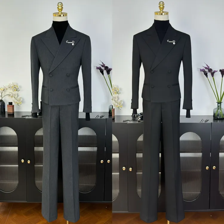 【西蒙曹】秋冬新款戗驳领双排扣显高短款西服套装