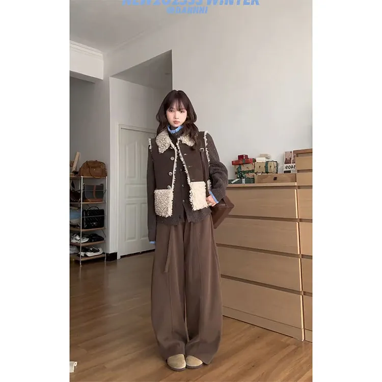 MARIE.COCO美式复古翻领马甲背心叠穿打底衫女咖色休闲裤三件套装