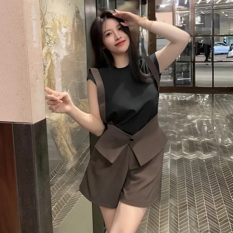 B【两件套】女夏季设计感拼接洋气上衣阔腿短裤干练气质两件套D2157