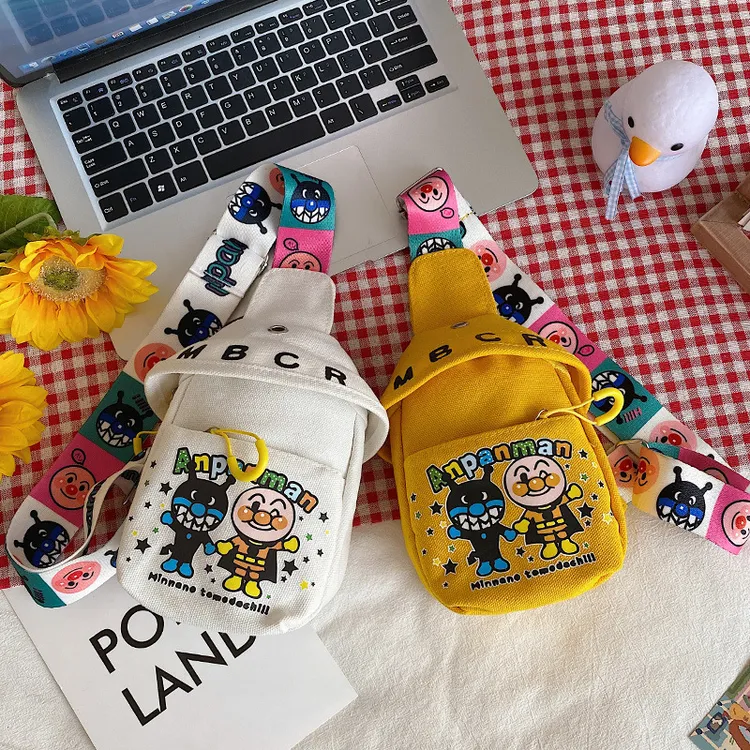 卡通面包超人儿童胸包印花男女新款潮网红质感帆布包韩版斜挎腰包