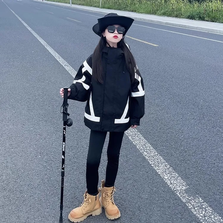 女童冲锋衣三合一可拆卸2025新款女大童三防外套儿童春秋加厚风衣