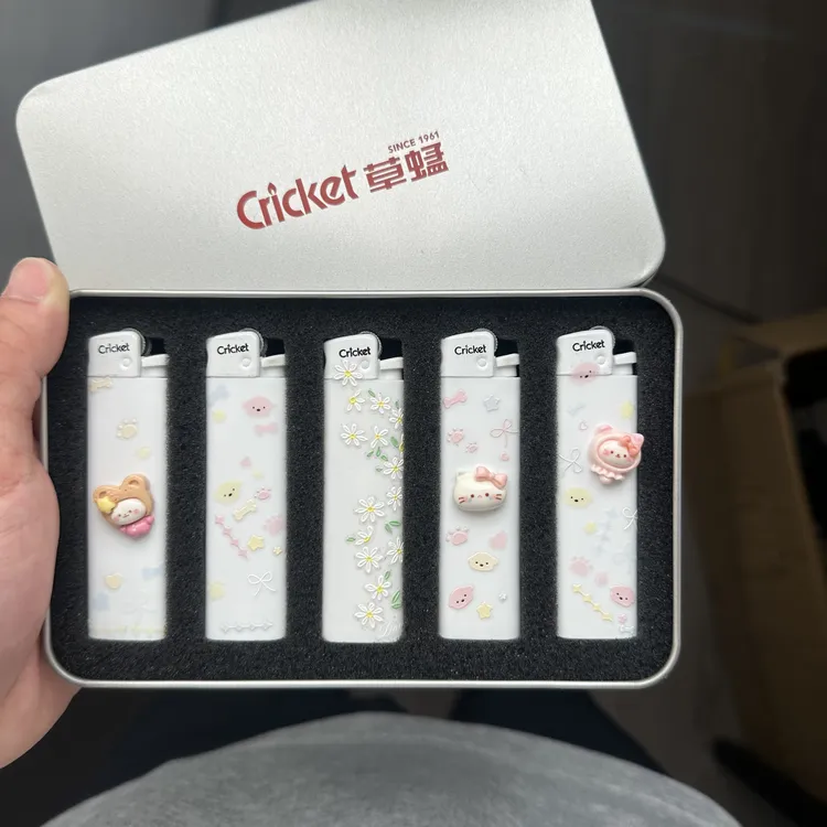 草蜢正版cricket创意高颜值可爱kt猫女生打火机个性防爆送礼物