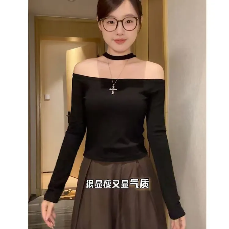 小众挂脖一字肩长袖T恤秋冬设计感辣妹性感修身露肩打底衫上衣女