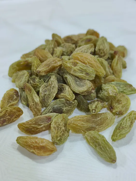 新疆本地大绿葡萄干原产地进货